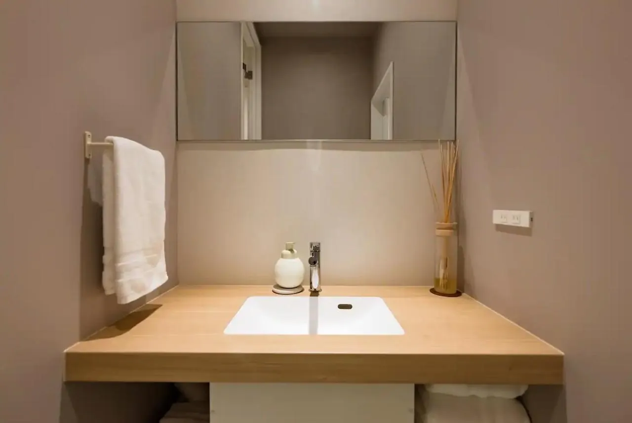 8B Hotel -Osaka Nishikujo Apartment- Aparthotel Ósaka