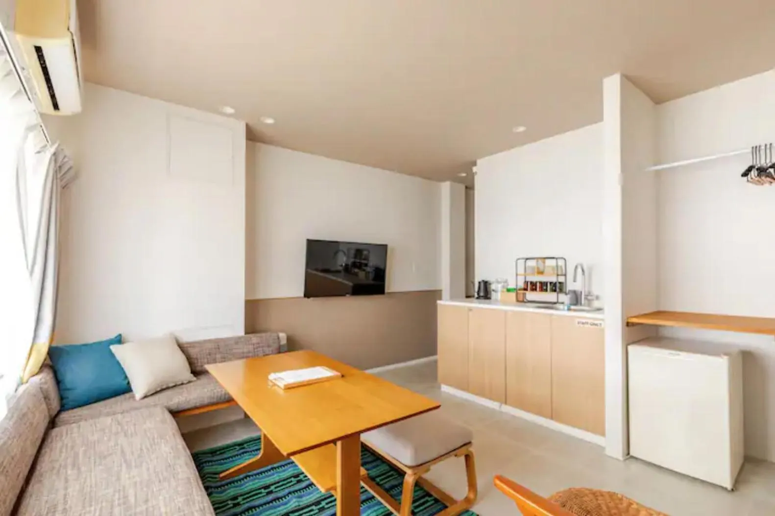 8B Hotel -Osaka Nishikujo Apartment- Ósaka